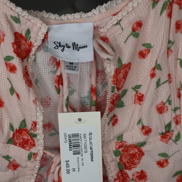NWT Sky to the Moon Tie Front Top from Quiet Storm, Pink with Roses, Medium - Picture 4 of 4